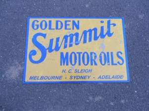 Golden Summit Motor Oils