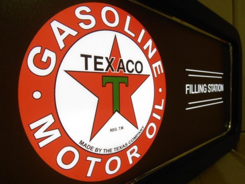 Texaco Petrolium Company Feature Light Box